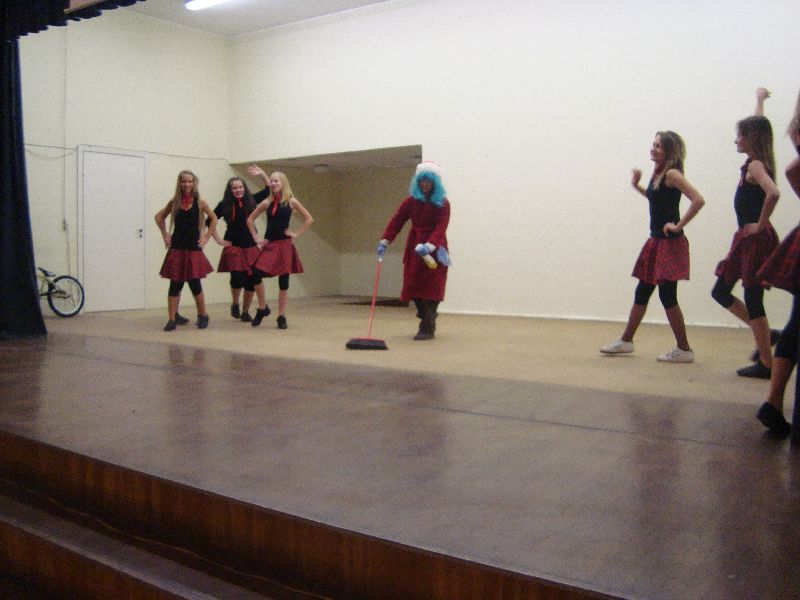 103.jpg
