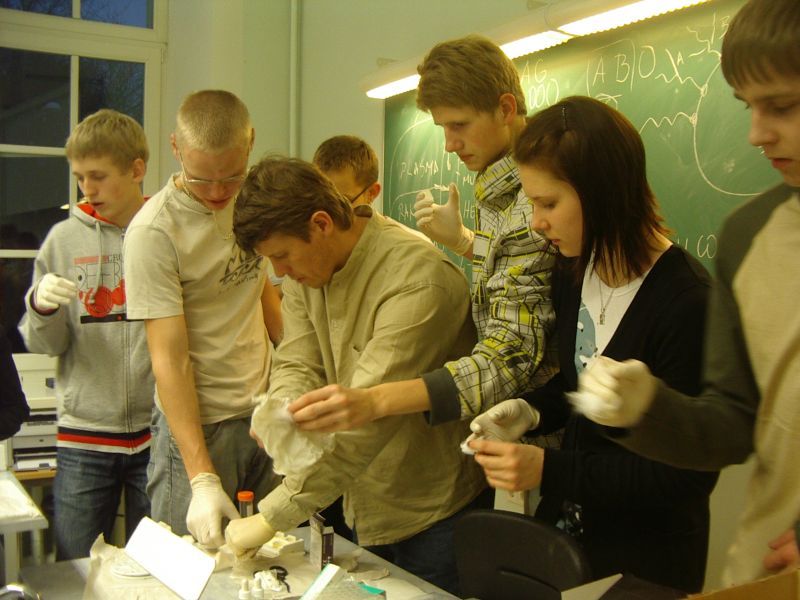0910bioteh10c003.jpg