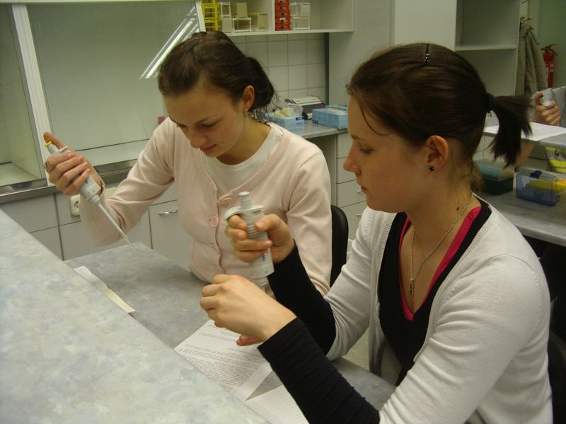 0910bioteh10c016.jpg