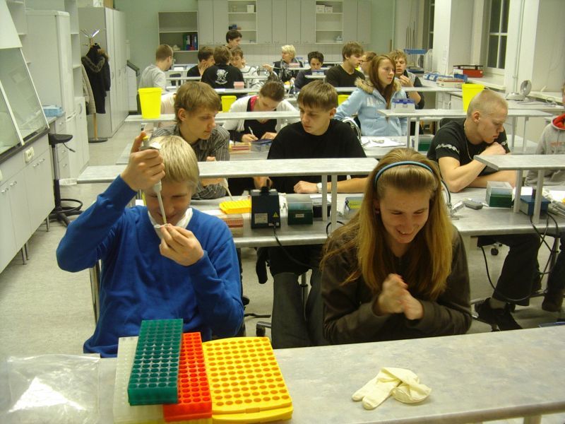 0910bioteh10c018.jpg