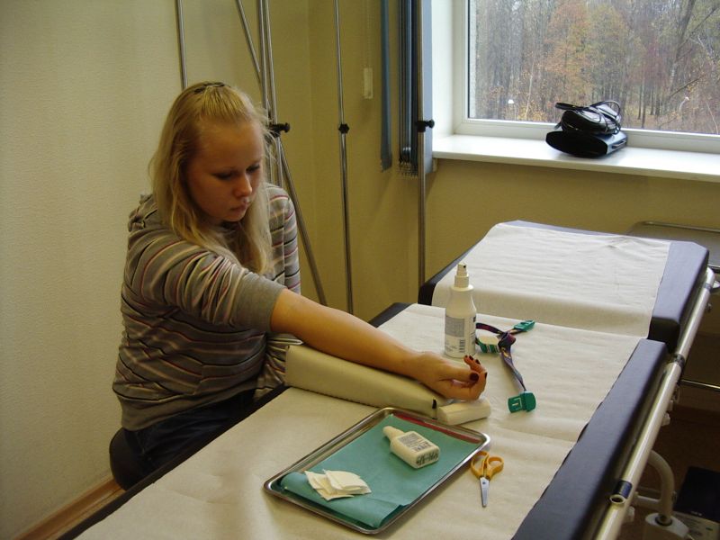 20102011medTHKK012.jpg