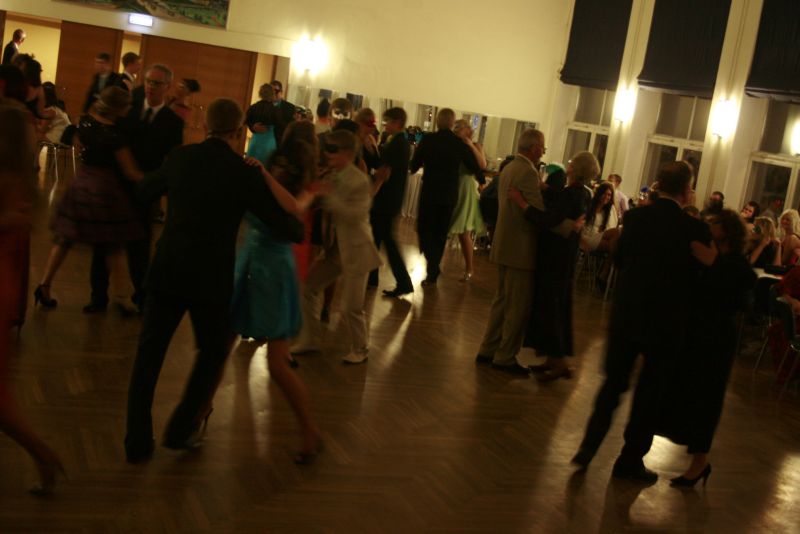 ball-1013.jpg