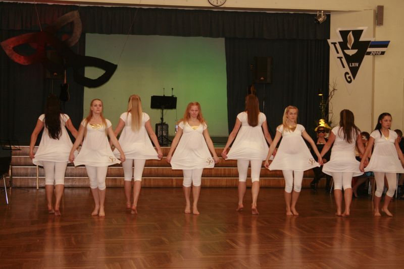 ball-1070.jpg