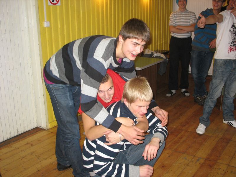 010.jpg
