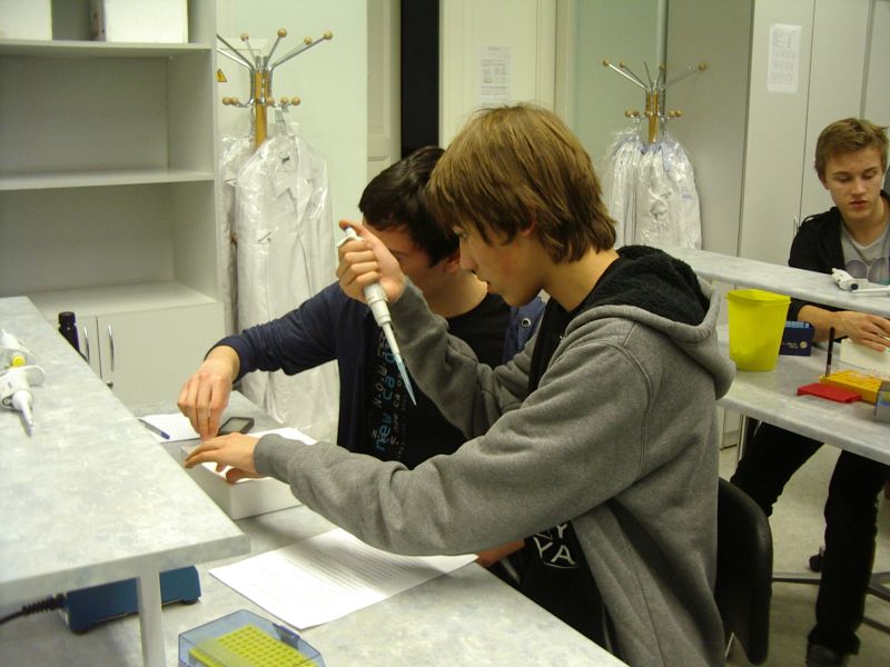 20112012_10cbioteh004.jpg