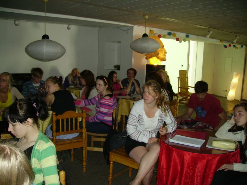 i2052.jpg