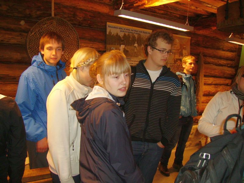 182.jpg