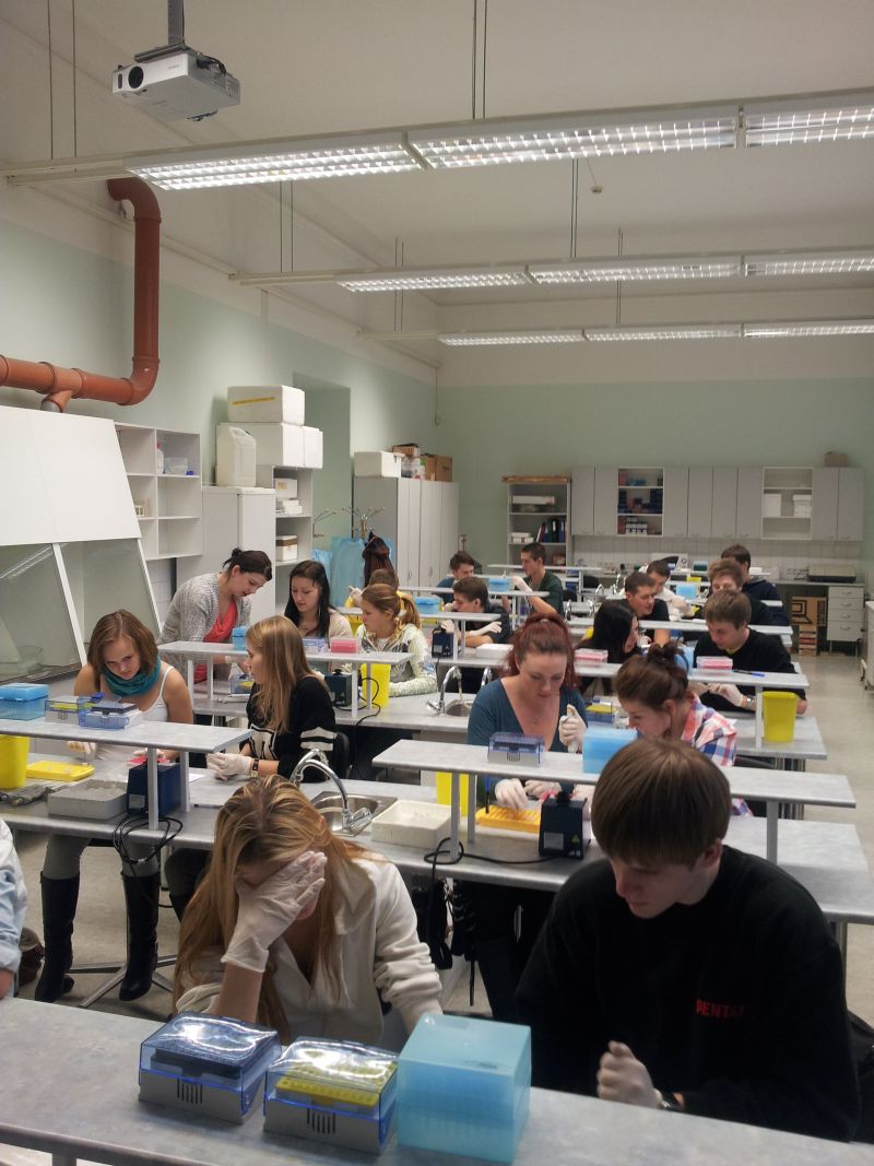 12b12m20132014TY_biotehn050.jpg