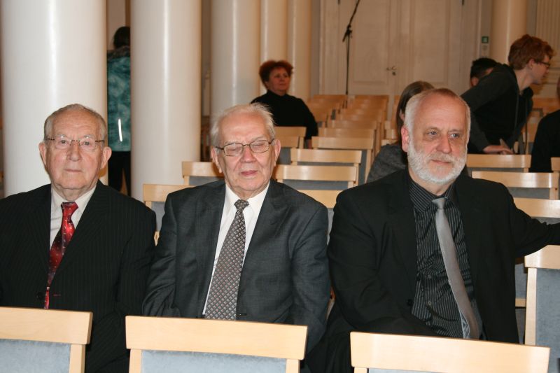8458.jpg