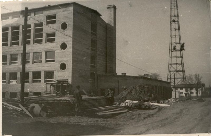 1964