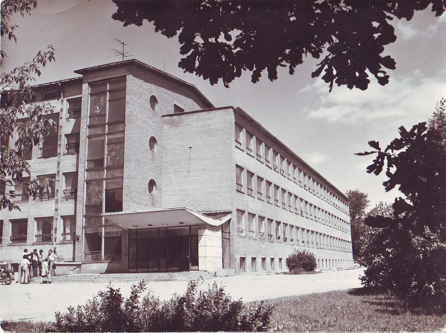 1980.jpg