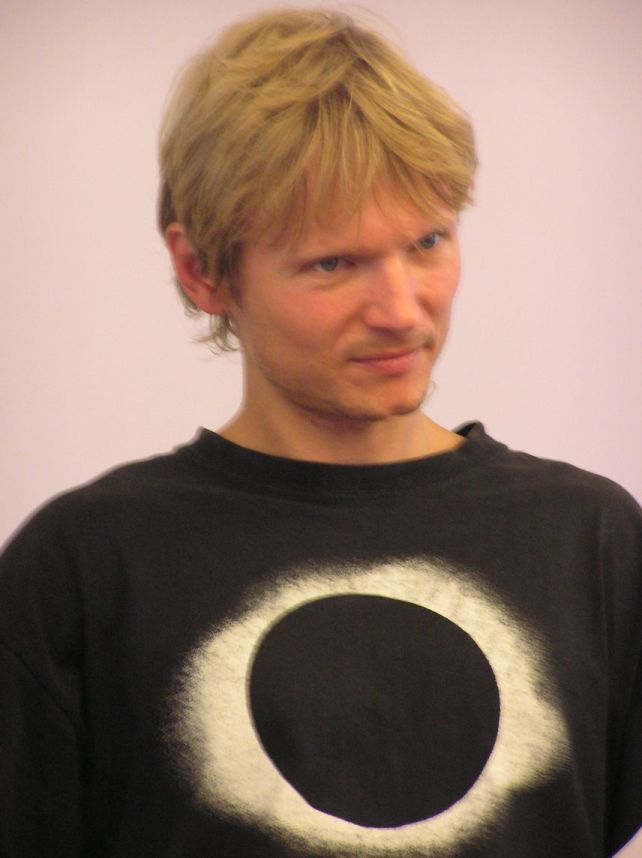 012.jpg