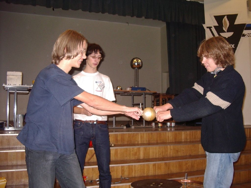 05Teadusbuss04.jpg