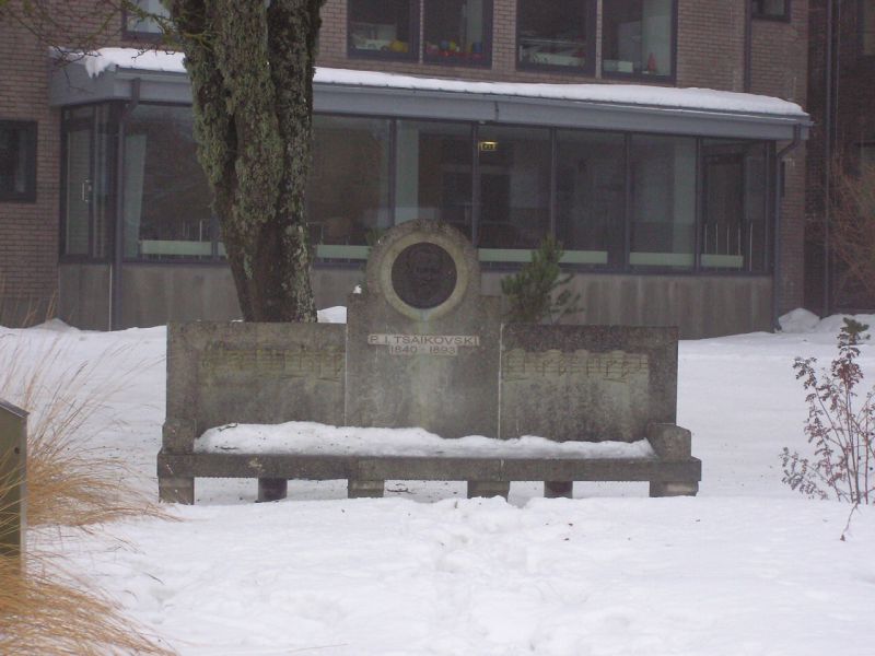 02-300012.jpg