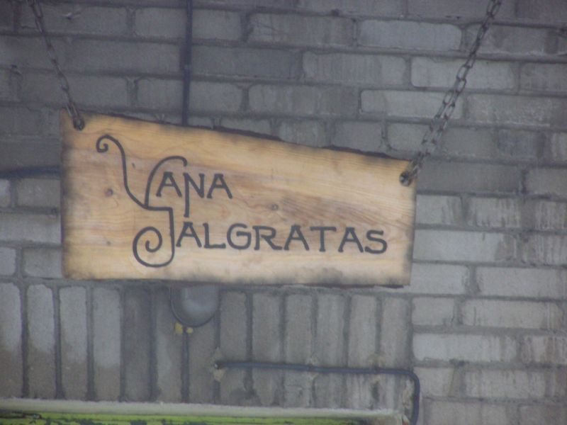 04-310010.jpg