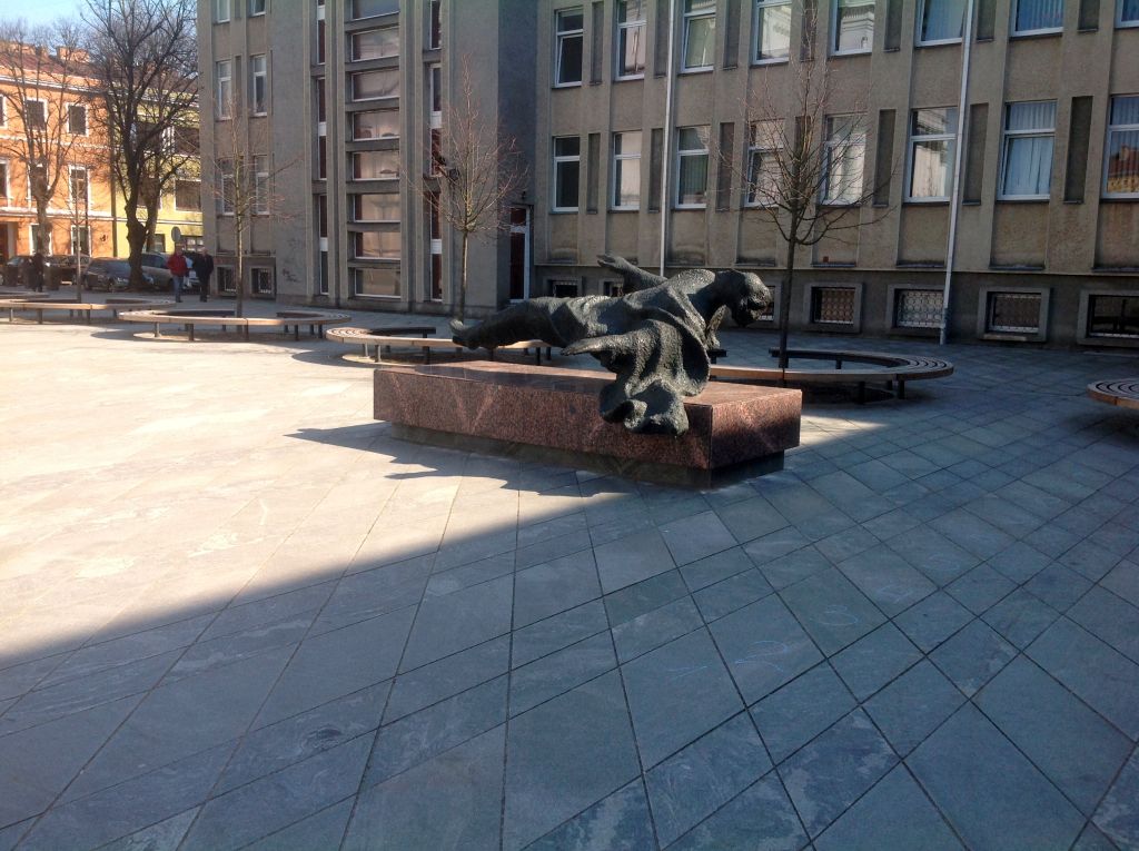 1943.jpg