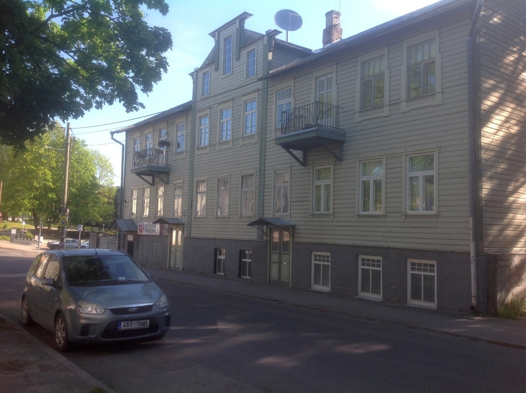 2595.jpg